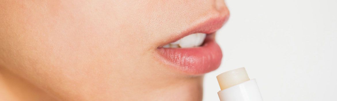Герпес после увеличения губ: лечение и профилактика