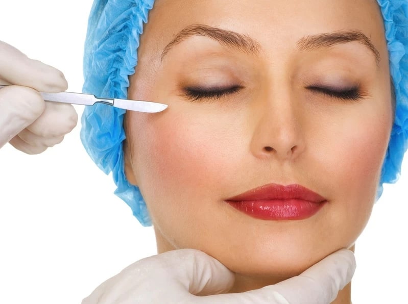  Как делают блефаропластику